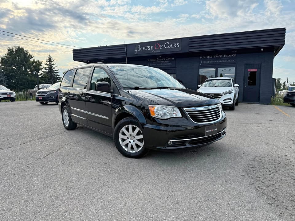 2013 Chrysler Town & Country