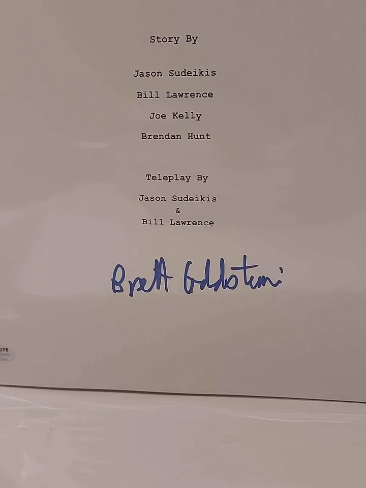 TED LASSO SCRIPT SIGNED BY BRETT GOLDSTEIN ( ROY KENT) image indicator(2)