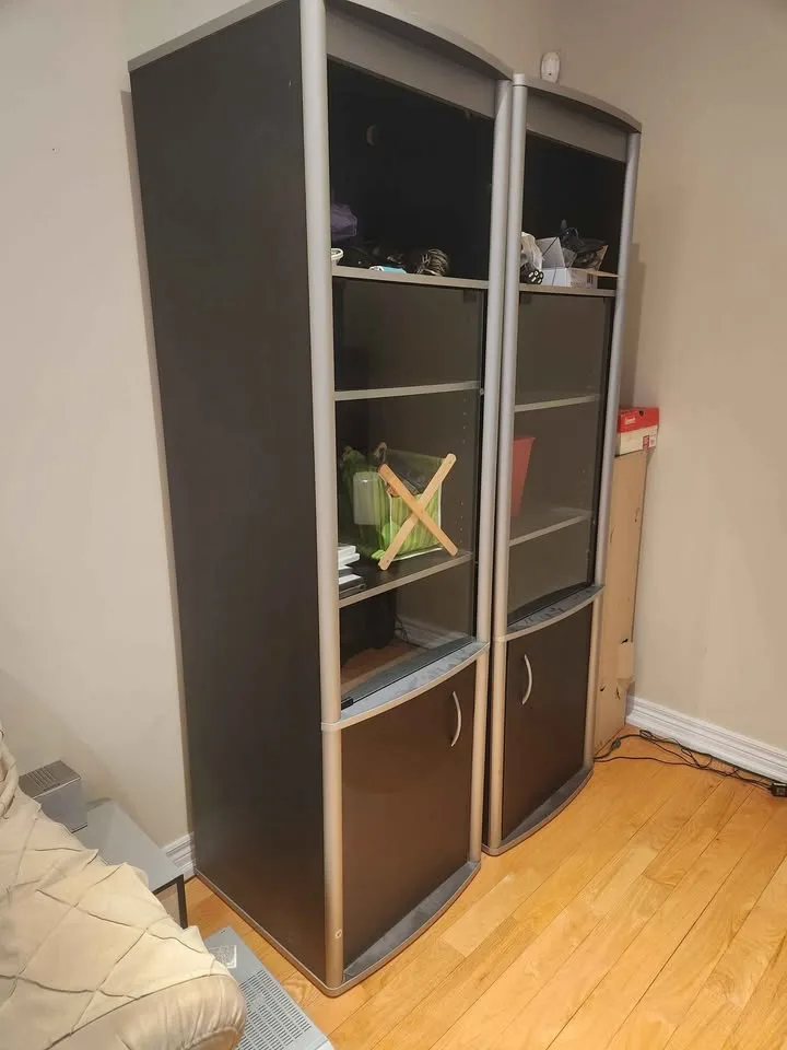 Display cabinets, entertainment/media towers image indicator(2)