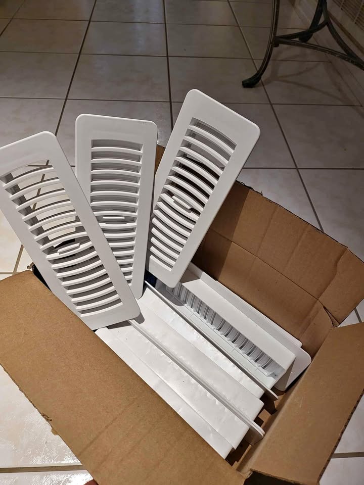 White vent covers 5x11"