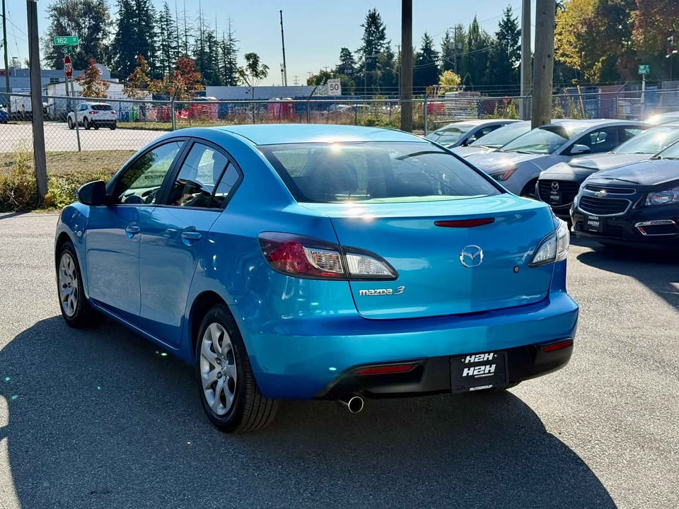 2010 Mazda MAZDA MAZDA3 - photo 4