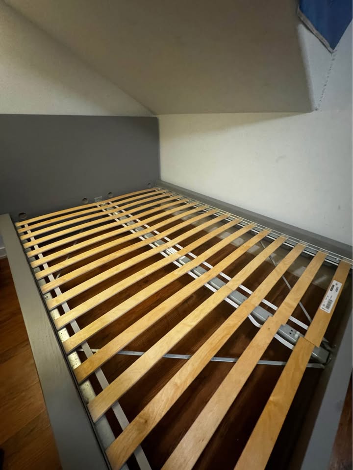 IKEA MALM bed frame - photo 2