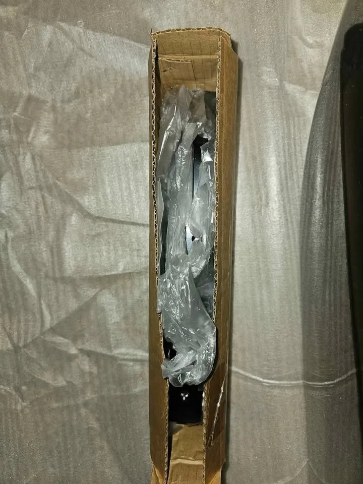 Vivid Black 60L Large Hard Saddle Bag Trunk W/brackets image indicator(6)