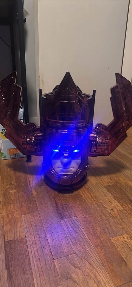 Fantastic Four: First Step - Galactus Popcorn Bucket - photo 2