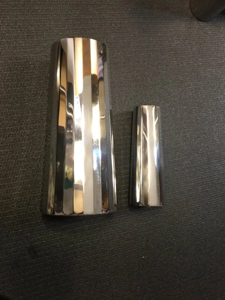 🥕Serene Spaces Living Silver Cylinder Metal Vases image indicator(2)