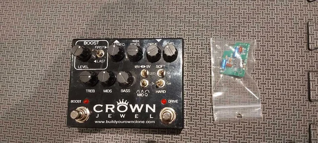 Guitar Pedals: BYO Clone, MXR Fullbore, Ibanez DS7 image indicator(2)