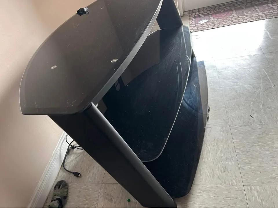 Glass TV stand image indicator(2)