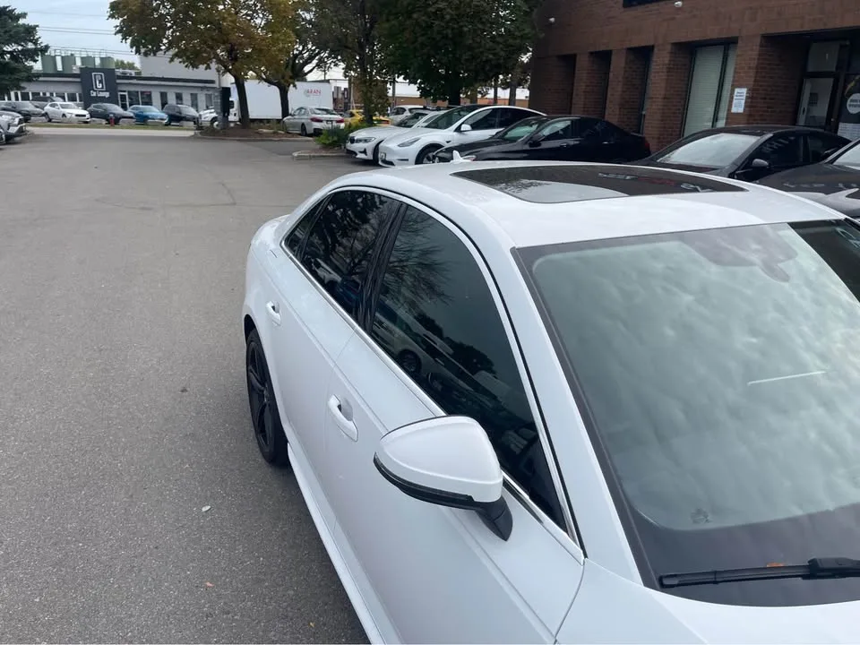 2018 Audi A4 image indicator(3)