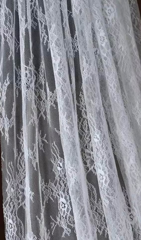Cathedral All Lace soft white Veil - photo 4