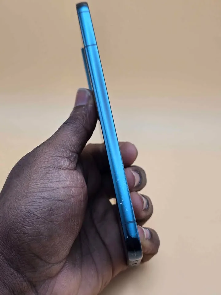 128GB Samsung Galaxy S22 Plus image indicator(4)