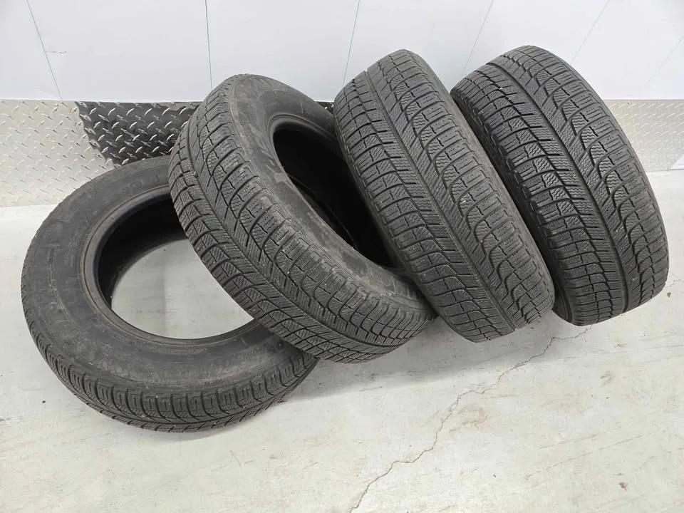 Tires- Michelin X-Ice Winter Tires- 205/65R15 image indicator(8)