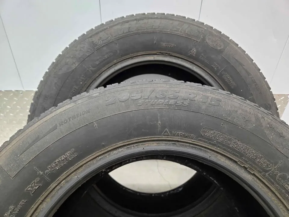 Tires- Michelin X-Ice Winter Tires- 205/65R15 image indicator(10)
