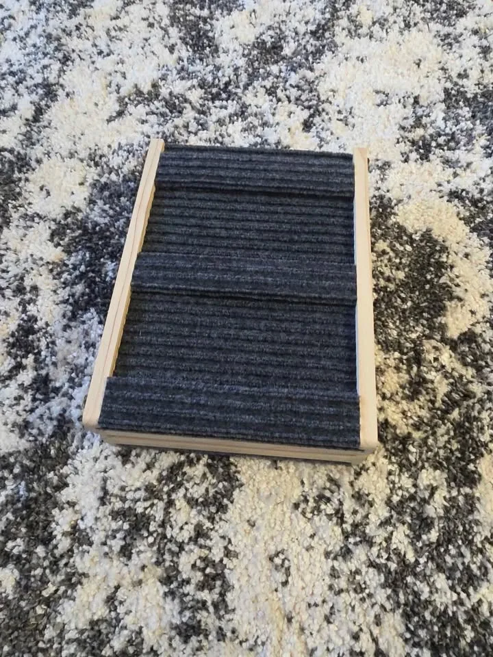 Adjustable Dog Ramp, Portable Folding Pet Ramp, 32" Long image indicator(8)