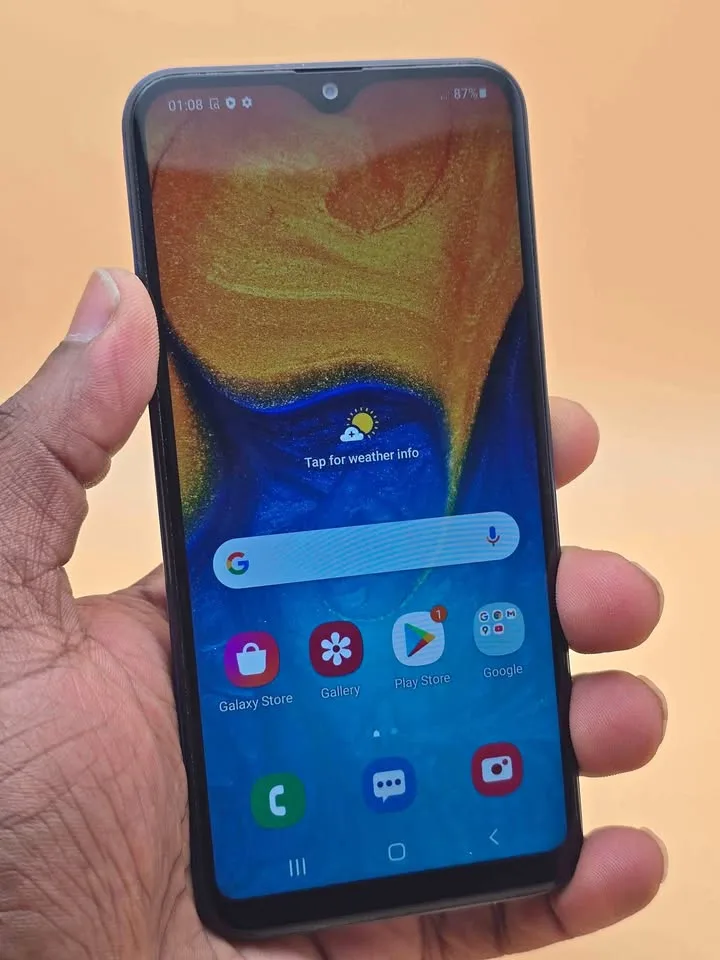 32GB Samsung Galaxy A20E thumbnail