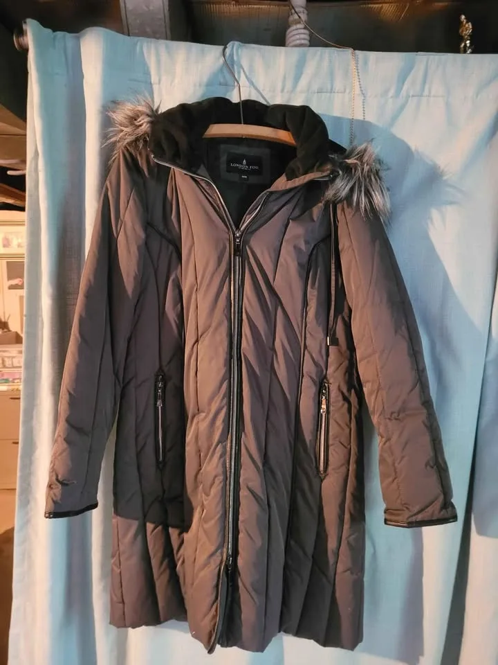 London Fog Jacket - This coat is basically new image indicator(6)