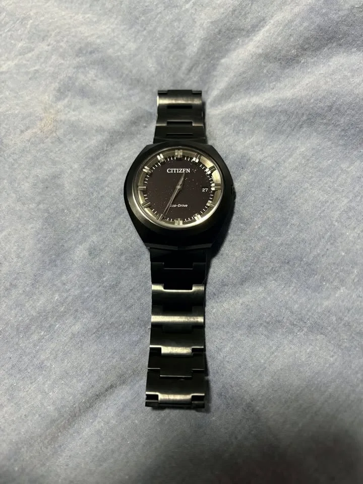 Citizen Eco-Drive 365 Quartz Black Dial Watch image indicator(3)