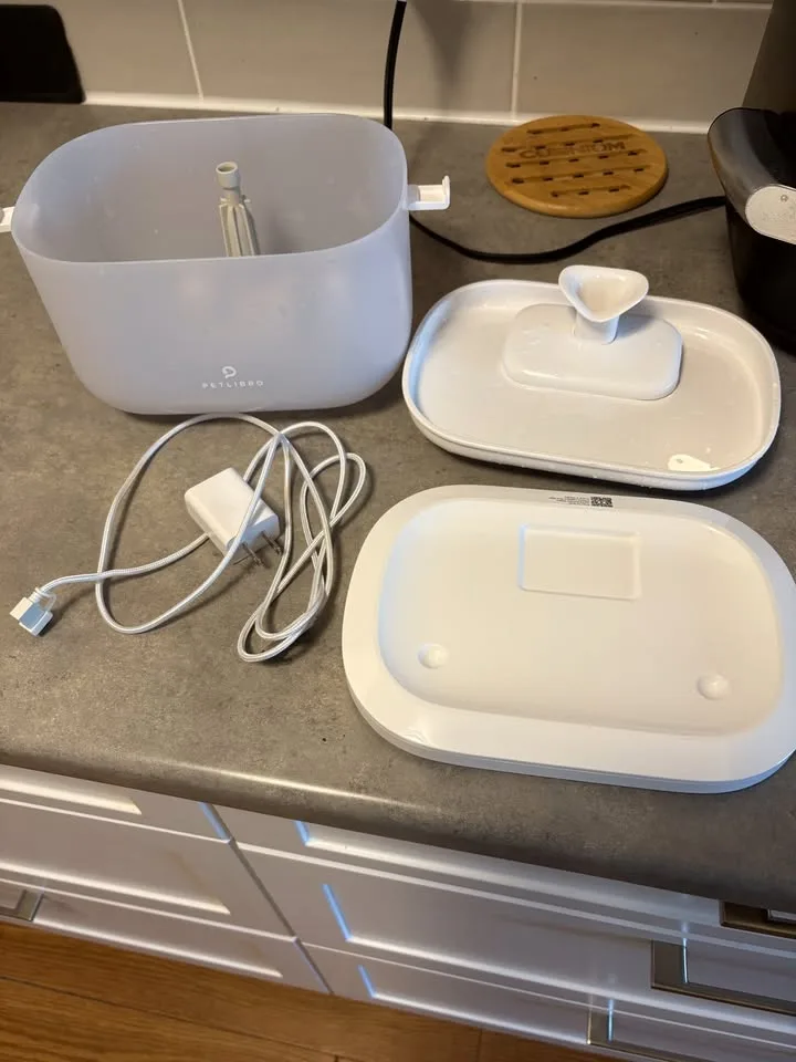 PETLIBRO Dockstream Cordless Cat Water Fountain image indicator(2)