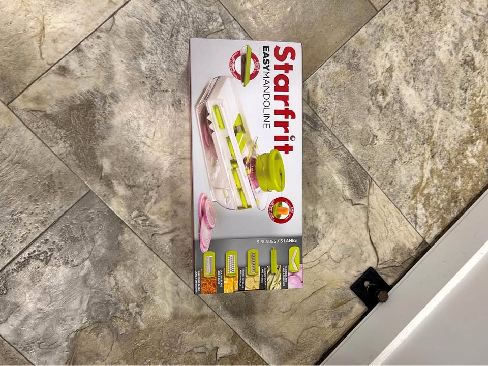 Starfrit Easy Mandoline with 5 Blades
