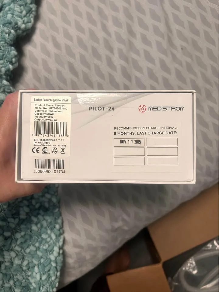Medistrom Pilot-24 CPAP Battery Backup and car charger image indicator(5)