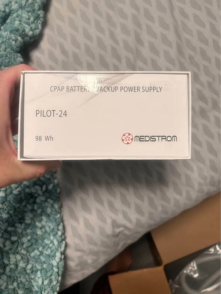 Medistrom Pilot-24 CPAP Battery Backup and car charger image indicator(6)