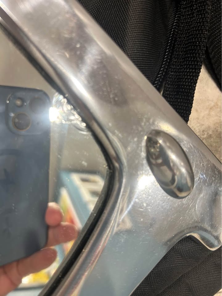 Sunglasses Shaped Mirror - photo 2