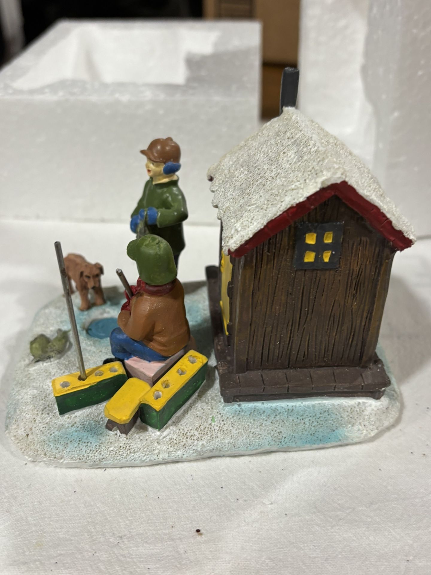 Retired St.Nicholas Square-Ice Fishing Shanty - photo 5