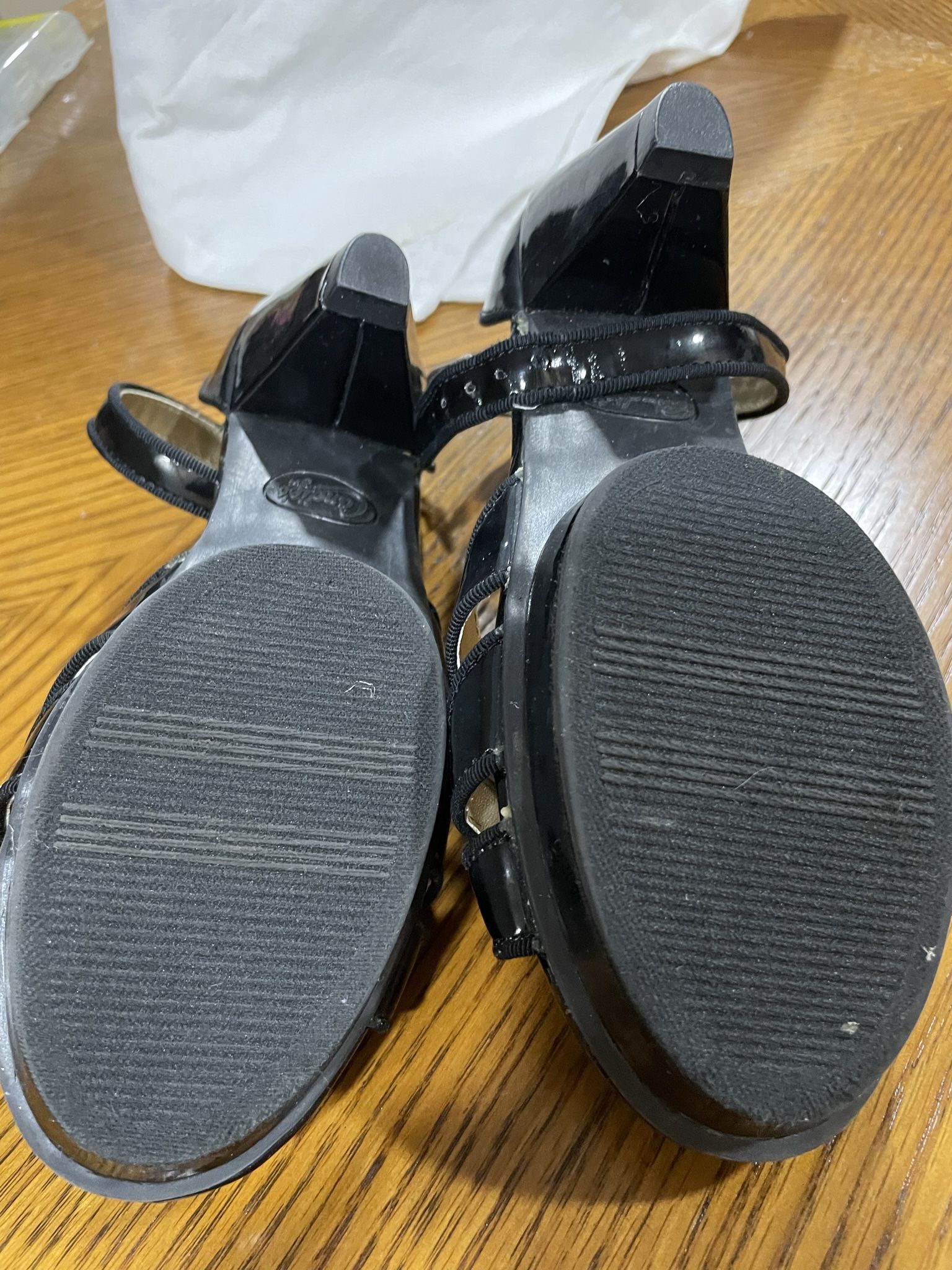 Candie’s Girl -size 2 Shiny Black Dress Sandals - photo 3
