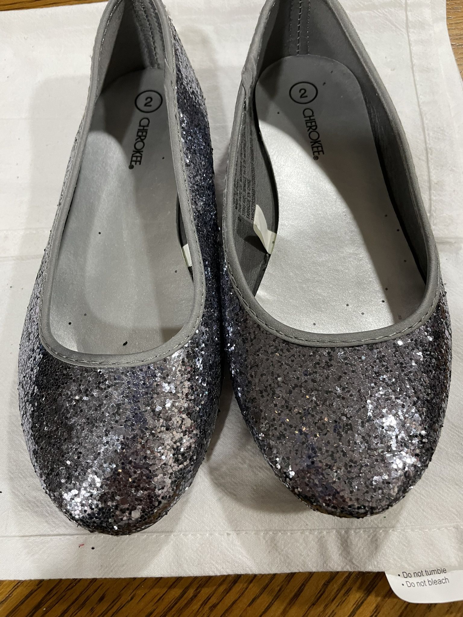 Girls Size 2 Glitter Flats Shoes - photo 2