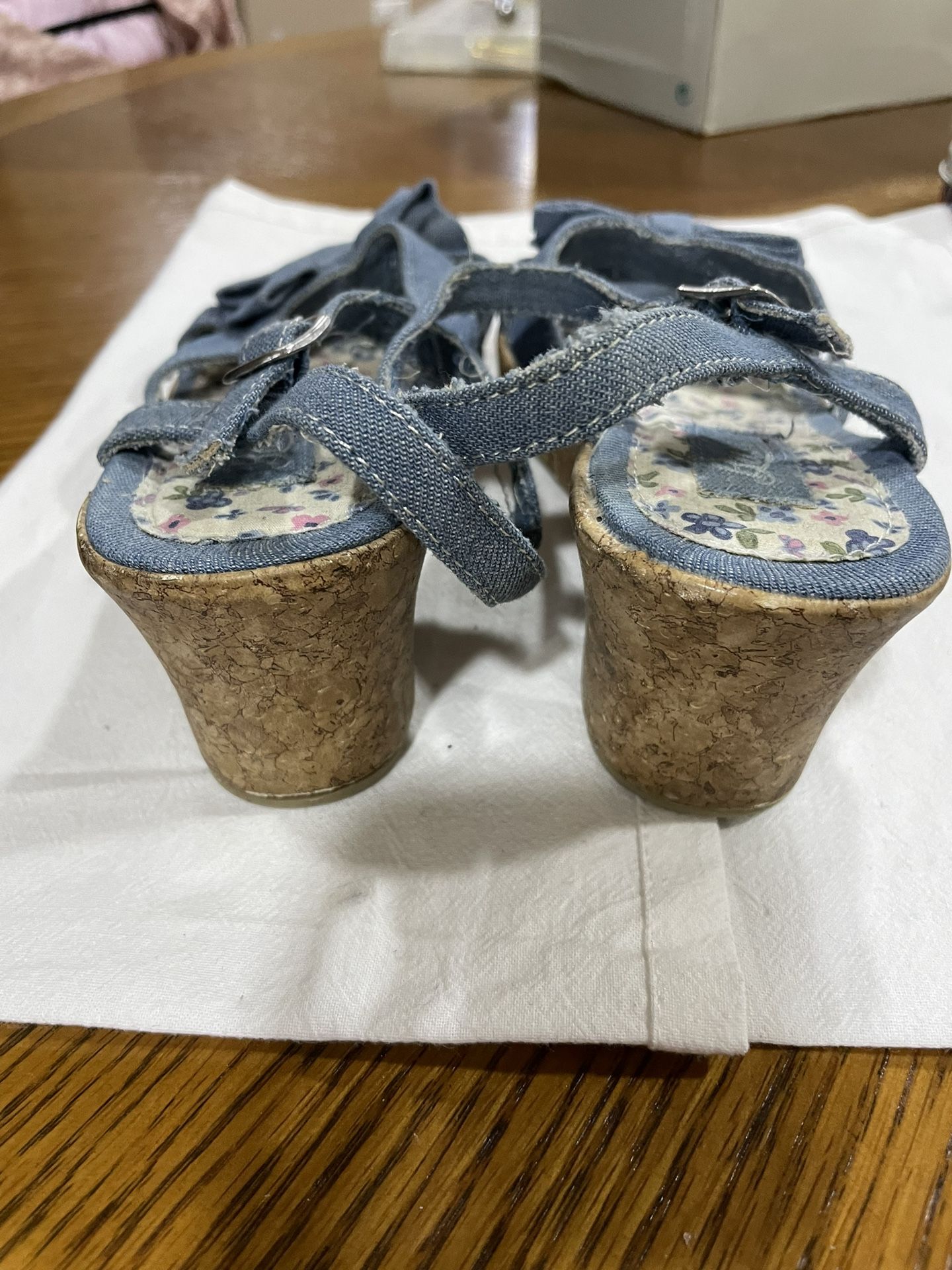 Girls Size 2 Denim Sandals - photo 2