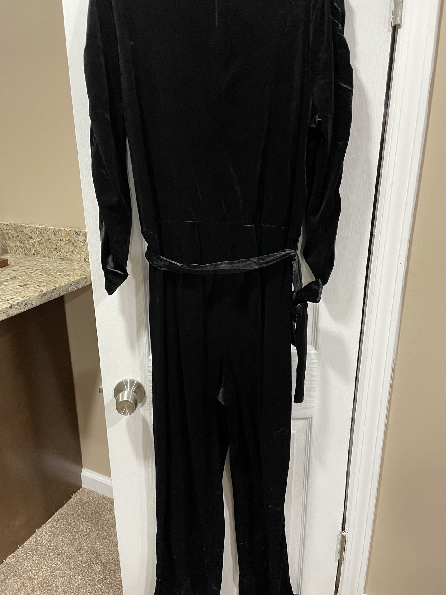 NY Collection- Jet Black Velvet Jumpsuit - photo 5