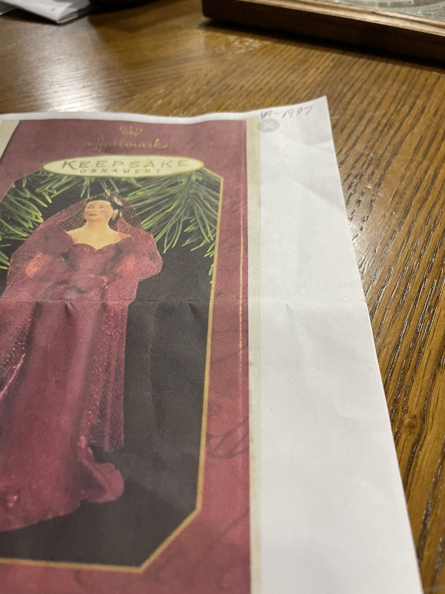 Hallmark Ornament- Scarlett O’Hare in Red Dress - photo 5