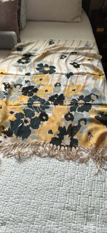 Assorted Pashminas - photo 2