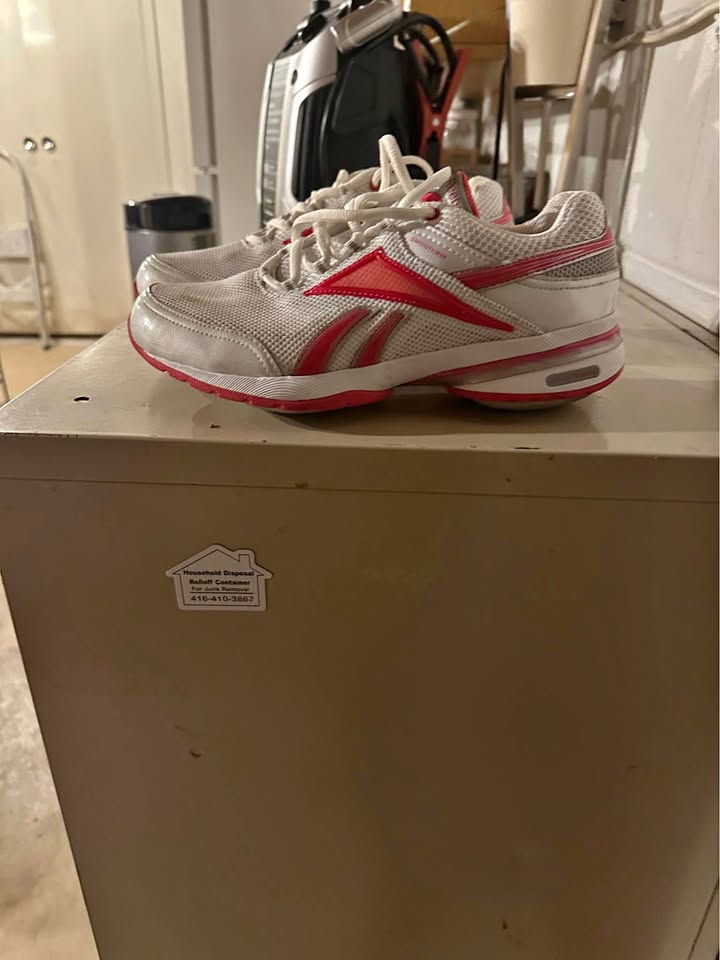 Reebok White and Red Mesh Sneakers