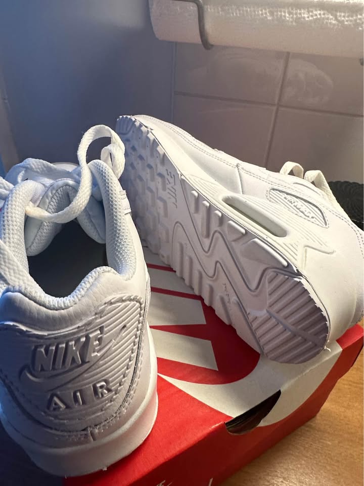 Nike Kids Air Max 90 LTR Sneakers - photo 2