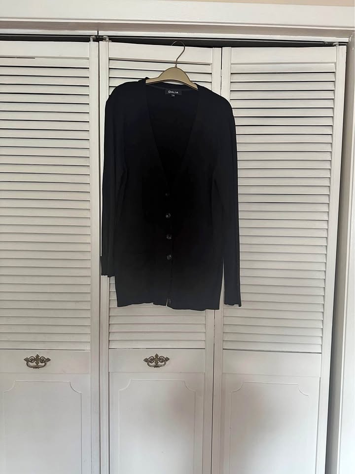 Dalia Classic Black Knitwear