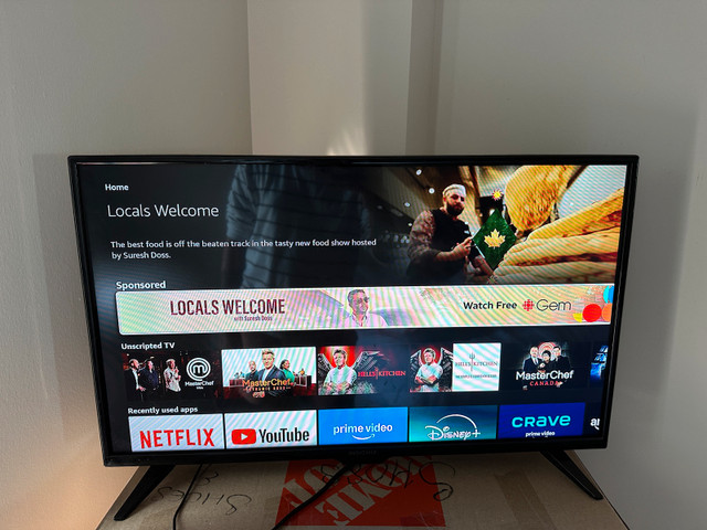 Insignia 32" UHD TV