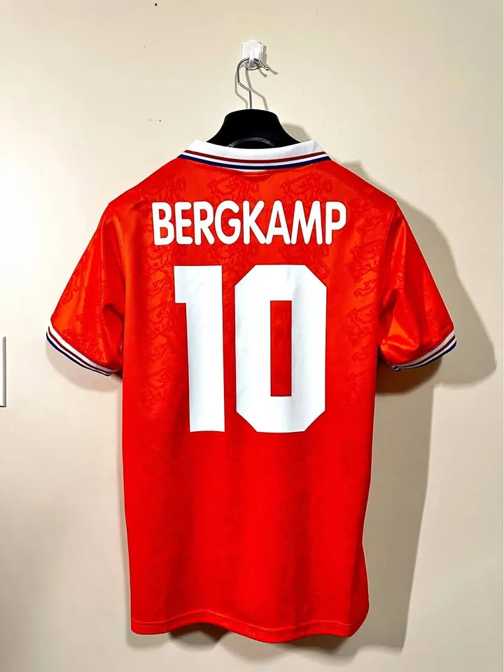 Bergkamp #10 Netherlands Home 1995 Retro Version Size Small thumbnail