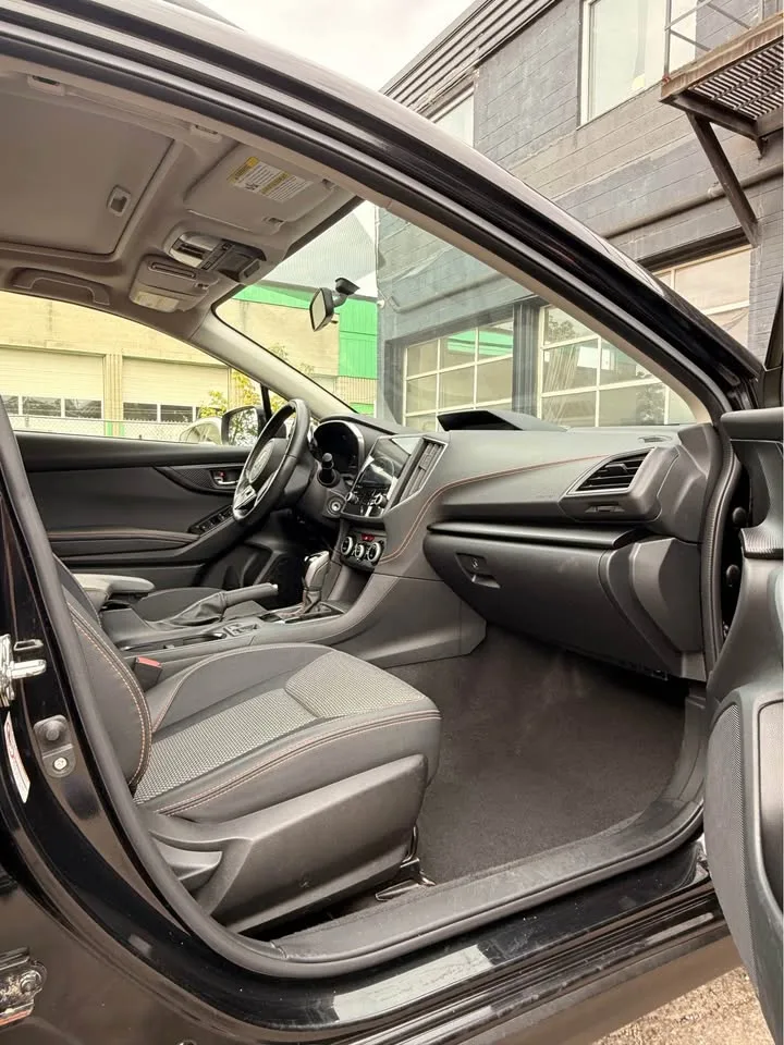 2019 Subaru Crosstrek Premium image indicator(8)