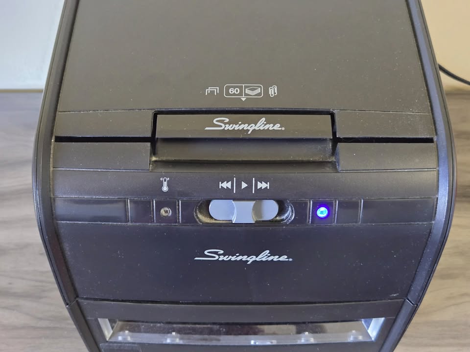 Paper Shredder Auto-Feed 60X - photo 2