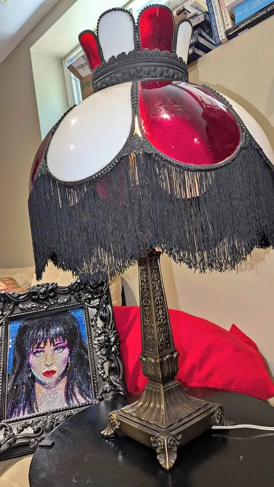 Gothic Glass Shade Lamp/Chandelier thumbnail