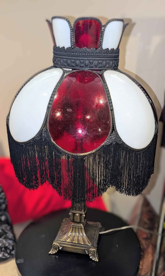 Gothic Glass Shade Lamp/Chandelier - photo 4