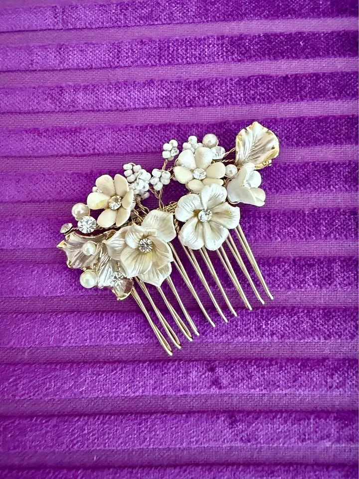 Anthropologie BHLDN Floral Comb thumbnail