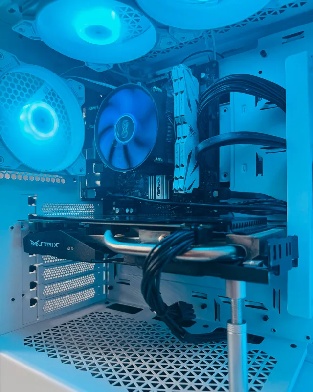 Gaming Pc (i3 10100F + GTX970 + 16gb DDR4) image indicator(3)