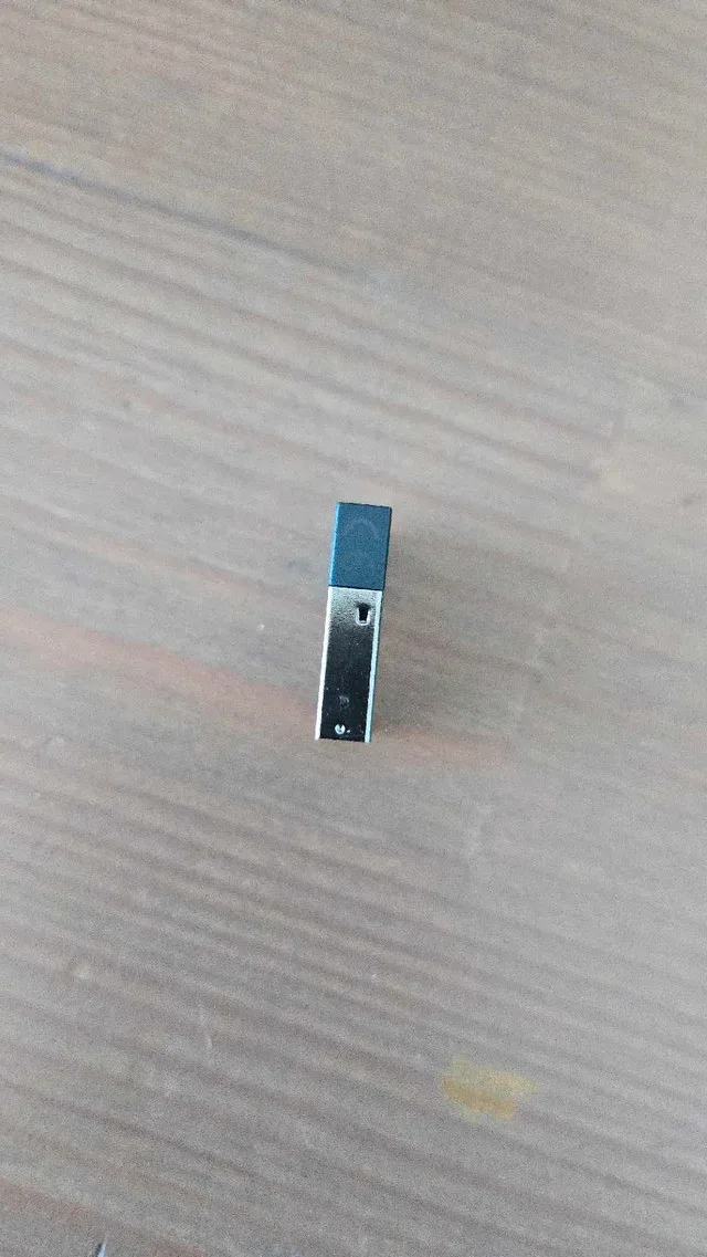 Razer Viper v2 Pro USB wireless dongle image indicator(4)