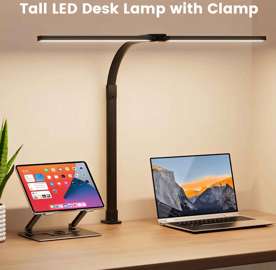 Desk lamp
