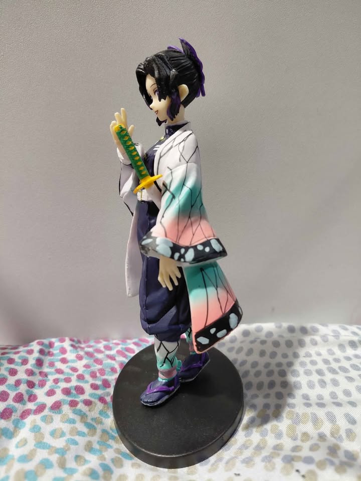 Demon Slayer Shinobu Kocho Action Figure - photo 2