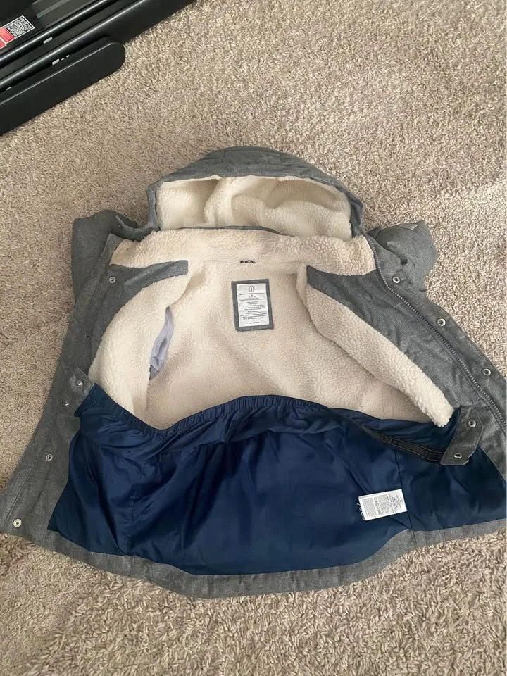 Gap Winter Jacket image indicator(2)