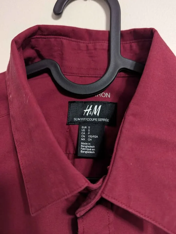 H&M Men's Slim Fit Long Sleeve Shirt Red S image indicator(2)