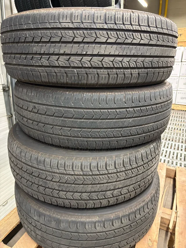 235 55R20 Tires image indicator(3)