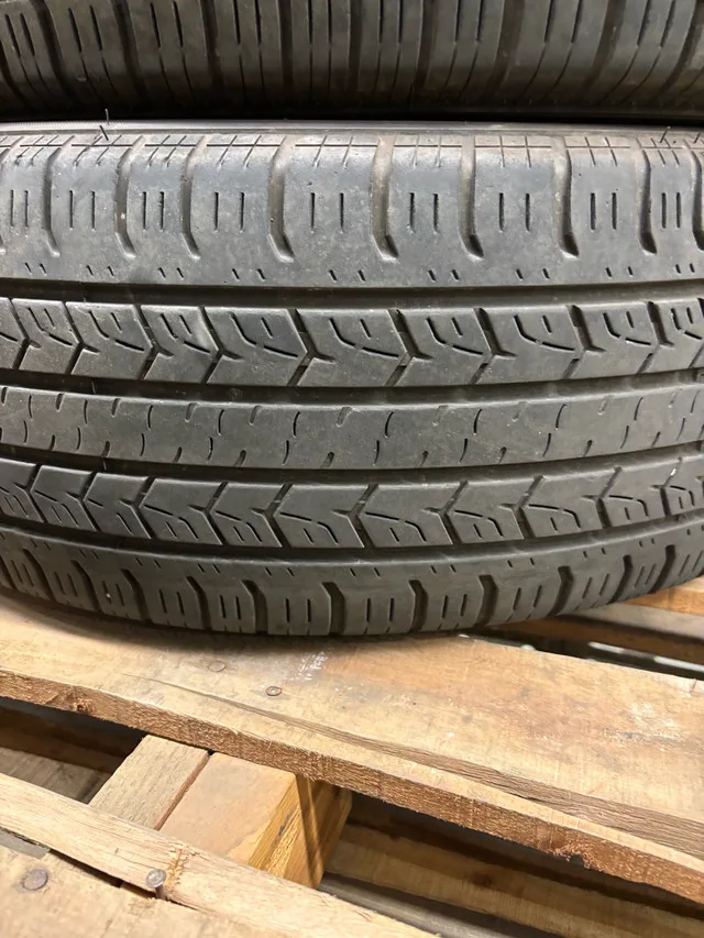 235 55R20 Tires image indicator(4)